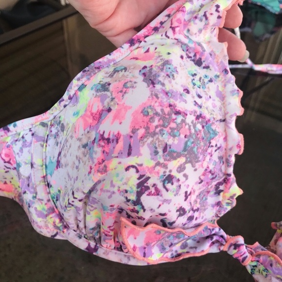 🆕🔥VICTORIA SECRETS SUPER CUTE DEMI PUSH UP BIKINI TOP NEVER WORN/GORG COLORS - Picture 4 of 16